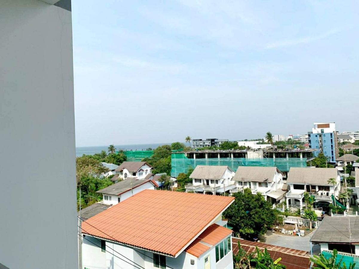 Sweet Seaview Flr6 With Toproop Pool Flr7 At The Blux Bangsaen Esterno foto