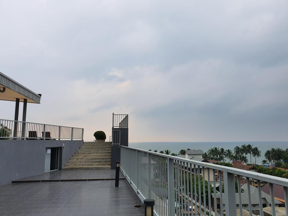 Sweet Seaview Flr6 With Toproop Pool Flr7 At The Blux Bangsaen Esterno foto